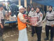 Pasca Banjir, Polwan Polda Banten Salurkan Bantuan Kepada Warga