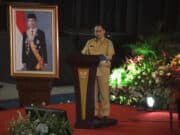 Mendagri Ajak Perangkat Pemda Awasi Dana Desa Bersama
