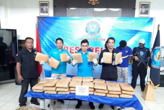 Terlibat Penyelundupan 50 kilo Ganja, Kurir dan Pemilik Dibekuk BNNP Banten