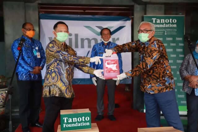 Peduli Covid-19, Mendagri Terima Bantuan dari Asosiasi Pengusaha Sawit dan PT. Wilmar Nabati Indonesia