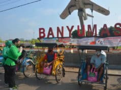 Jumat Berkah, Persit KCK Koorcab Rem 071 PD IV/Diponegoro Berbagi Kasih Sesama Jumat Berkah, Persit KCK Koorcab Rem 071 PD IV/Diponegoro Berbagi Kasih Sesama
