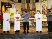 Kapolri Kunjungi Katedral Jakarta, Pastikan Ibadah Misa Aman