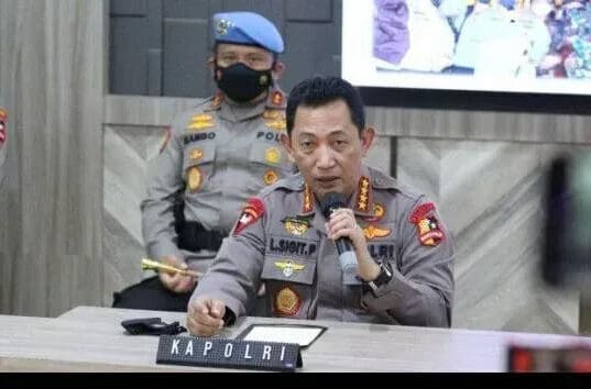 Kapolri Cabut Surat Telegram Larangan Media Tampilkan Kekerasan Polisi Kapolri Cabut Surat Telegram Larangan Media Tampilkan Kekerasan Polisi