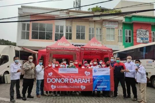 Peduli Kesehatan, FIFGROUP Cabang Ciledug Gandeng Komunitas Bundo Kanduang Gelar Donor Darah