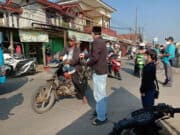 Cegahan Penyebaran Covid-19, Management Pasar Pelangi Giat Penyemprotan dan Gebrak Masker