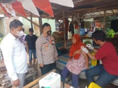 Luncurkan Program Vaksin Keliling, Polsek Panongan Sasar Warga Perkampungan