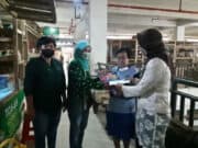 Hari Ibu, Buruh Gendong Pasar Baledono Dapat Tali Asih Dari JuPe Purworejo