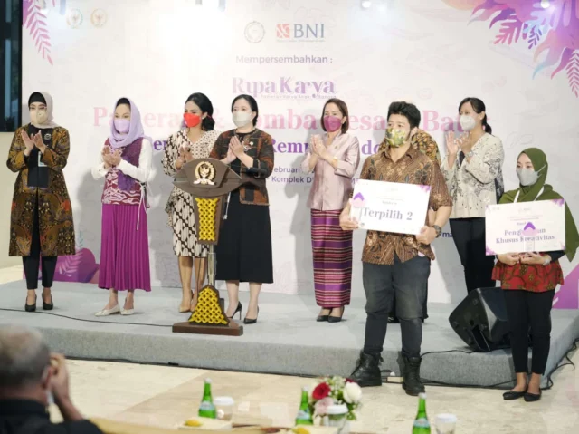 Umumkan Pemenang Lomba Desain Batik KPP-RI, Puan Maharani Ajak Perempuan di Parlemen Jadi Pelopor Kemajuan Budaya Indonesia