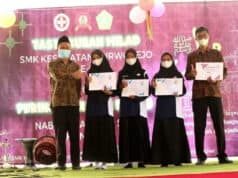 SMK Kesehatan Purworejo Peringati Isra Mi’raj Bersamaan Milad ke 8