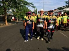 Peringati Satu Abad Taman Siswa, SMK TKM Purworejo Adakan Jalan Sehat