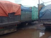 Inilah truk bermuatan batubara yang sekarang terus menimbulkan kemacetan di ruas jalan nasional Jambi.