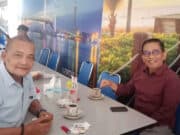 Anggota Komisi V DPR-RI HA Bakri HM (kanan) saat diwawancarai Pelita.co, Minggu pagi (4/12-2022).