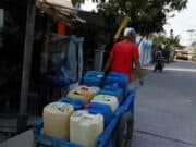 Kondisi air bersih di Kabupaten Tanjung Jabung Barat, Provinsi Jambi sampai saat ini masih bermasalah.