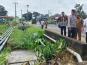 Calon Bupati Muaro Jambi Ivan Wirata, Gerak cepat atasi banjir di Kabupaten Muaro Jambi. Poto/Pelita.co/can