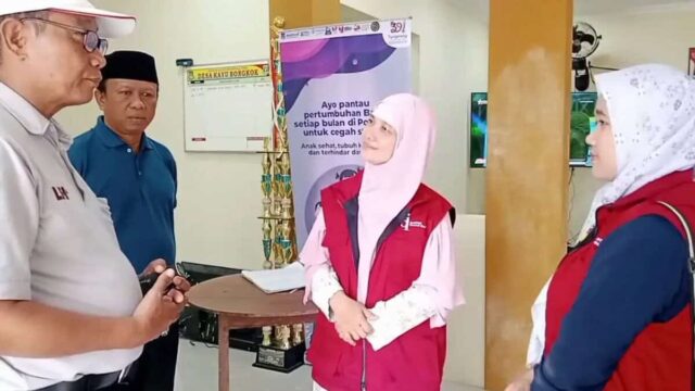 Kades Kayu Bongkok Sambut KKN Mahasiswa Institut Daarul Qur'an