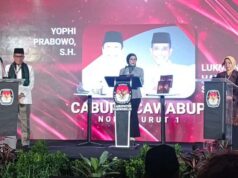 Paslon Yuli-Dion Janjikan Umrah Gratis Bagi Guru Ngaji. 5 Tahun Hanya Berangkatkan 185 Orang