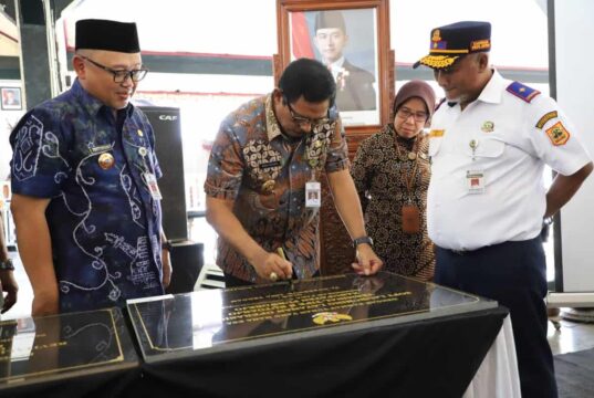 Kunker ke Purworejo, Pj Gubernur Jawa Tengah Resmikan Delapan Proyek Senilai Rp24,1 milyar