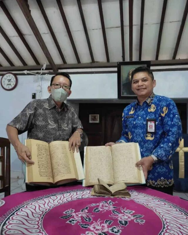 Tersimpan Ratusan Tahun, Naskah Kuno Kyai Sadrach Dialihmediakan
