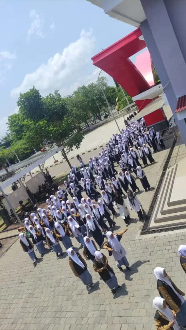Ratusan Santri An Nawawi Loano ‘Serbu’ Perpustakaan Umum Purworejo