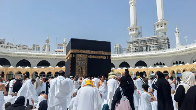 Umrah Mandiri – Era Baru Ibadah Umrah yang Lebih Mudah (UU No. 14 Tahun 2025)