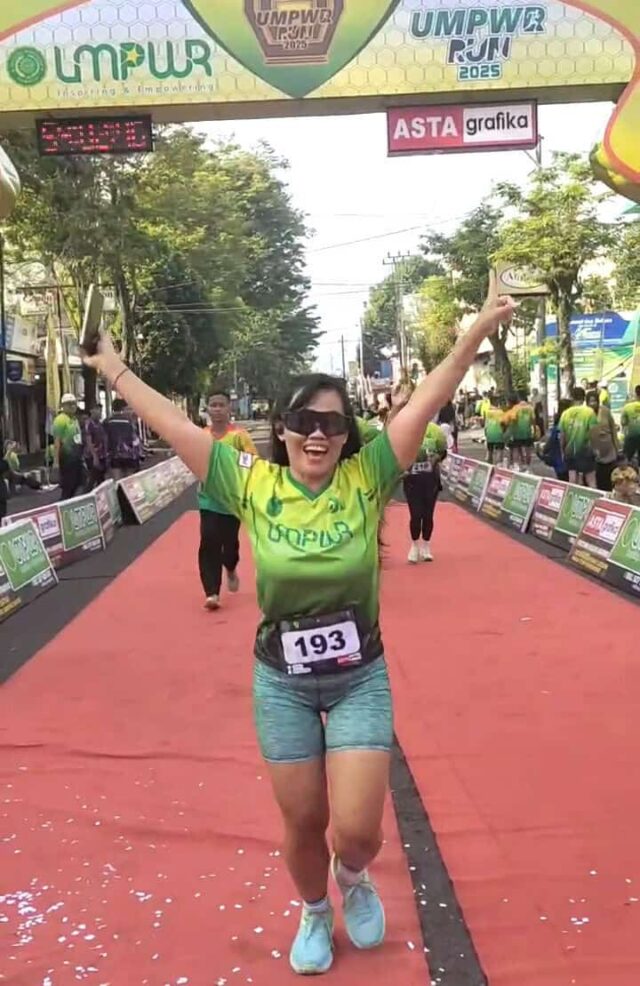 Kemeriahan Milad ke-61 UMPWR, Ribuan Warga Tumpah Ruah di Ajang Fun Run 2025