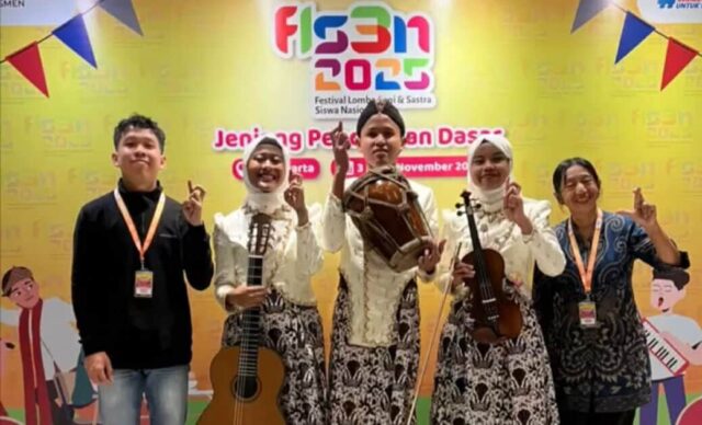 SMPN 2 Purworejo Raih Juara 1 Nasional FLS3N Cabang Ensemble Musik Campuran
