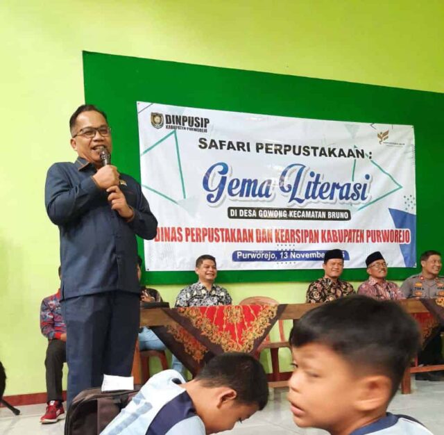 Dinpusip Terus Dekatkan Layanan Perpustakaan Lewat Safari Perpustakaan di Bruno