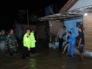 Tanggul Jebol, Banjir Rendam Lima Desa di Kebumen — Jalan Nasional III Karanganyar Sempat Lumpuh