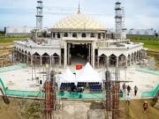 Dengan Arsitektur Klasik Bernuansa Timur Tengah Pembangunan Masjid Al - Ikhlas PIK Masuk Tahap Finishing