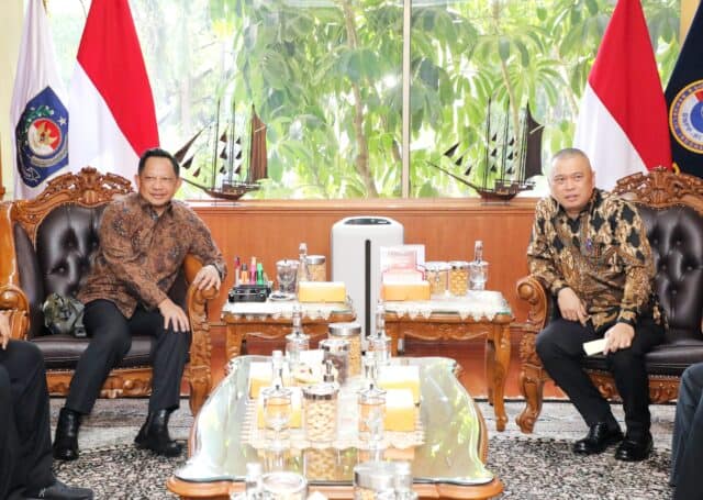 Jelang Nataru, Mendagri dan Menhub Bahas Pengamanan hingga Pengendalian Inflasi