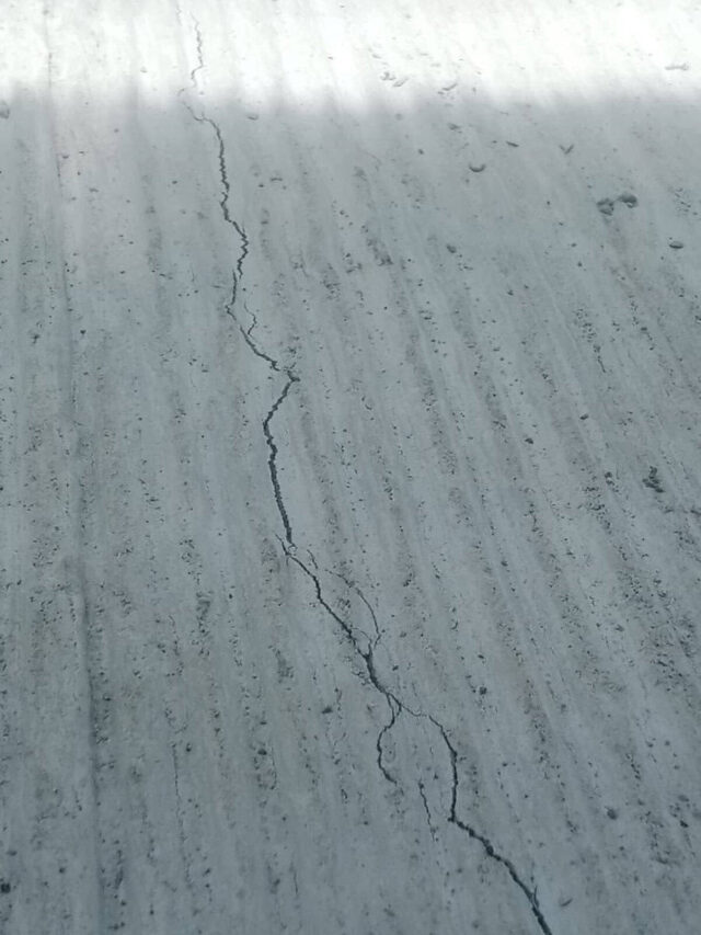 Baru Dua Hari, Beton di Klebet Sudah Retak: Proyek DBMSDA Disorot Keras