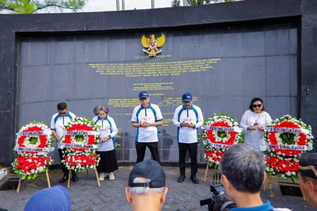 Benyamin Dampingi Mensos dan Gubernur Banten Kenang Sejarah di Monumen Palagan Lengkong Tangsel