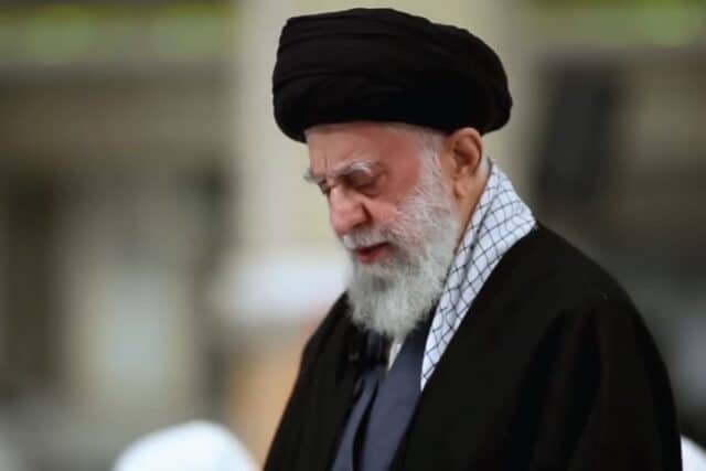 Breaking News Kronologi Ayatollah Ali Khamenei Tewas dalam Serangan Militer AS–Israel