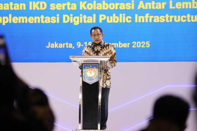 Kejar Target Perekaman Penduduk 100 Persen, Mendagri Minta Ditjen Dukcapil Lebih Agresif