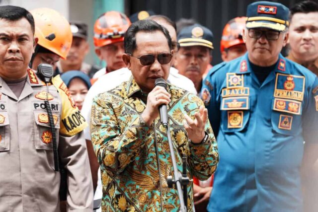 Tinjau Lokasi Kebakaran di Kemayoran, Mendagri Evaluasi Kelayakan Bangunan