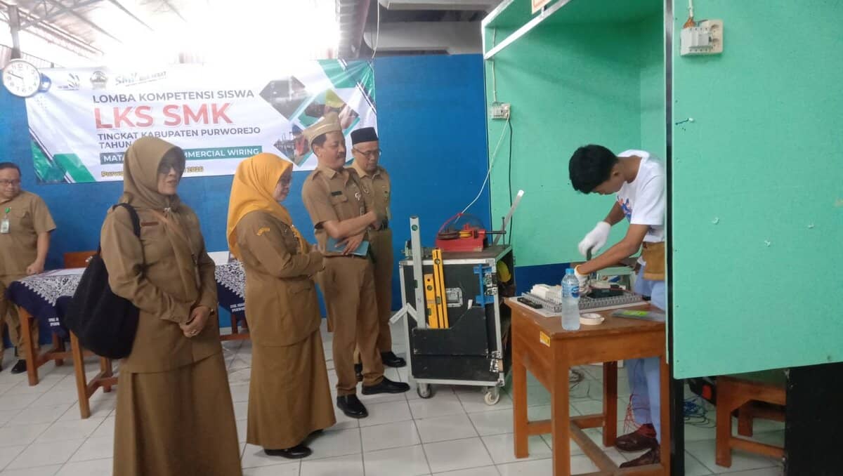 LKS SMK Purworejo 2026 Resmi Dibuka, MKKS Targetkan Tiga Mata Lomba Tembus Nasional