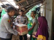 Kapolres Purworejo Tinjau Lokasi Longsor di Bener, Salurkan Bantuan untuk Warga Terdampak Kapolres Purworejo Tinjau Lokasi Longsor di Bener, Salurkan Bantuan untuk Warga Terdampak