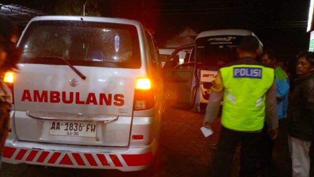 Warga Ambal Meninggal Dunia Tersetrum Saat Pasang Baja Ringan