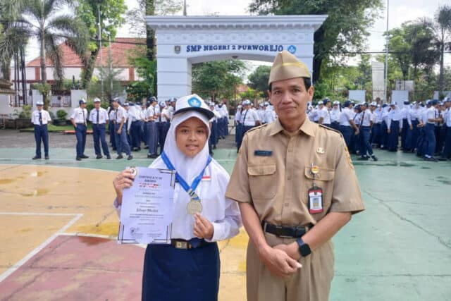 Siswi SMPN 2 Purworejo Raih Juara 2 Ajang E-Ring International Research, Angkat Limbah Minyak Jelantah Jadi Lilin Aromaterapi