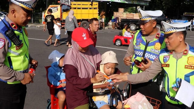 Satlantas Polres Kebumen Gelar Art Policing di CFD, Edukasi Keselamatan Lalu Lintas