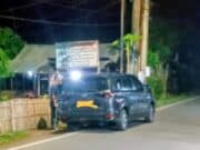 Diduga Disalahgunakan, Mobil Dinas Plat Merah Parkir di Kawasan Wisata Tanjung Anom pada Malam Hari