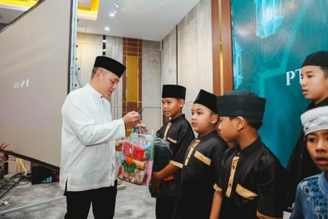 Safari Ramadhan PTPN IV Jangkau Tujuh Provinsi, Ratusan Anak Yatim Terima Santunan