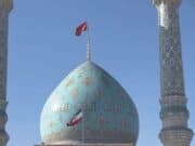 MARAH MEMBARA Iran Kibarkan Bendera Merah ‘Pembalasan’