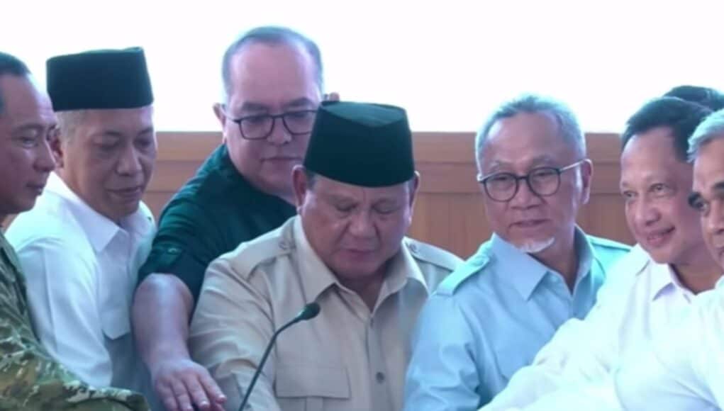 Mendagri Tito Dampingi Presiden Prabowo Resmikan Operasionalisasi 1.061 KDKMP