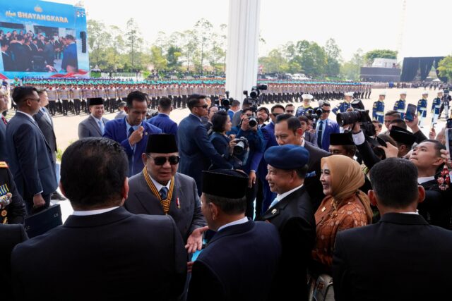Mendagri Tito Hadiri Upacara Peringatan ke-80 Hari Bhayangkara di Bogor Mendagri Tito Hadiri Upacara Peringatan ke-80 Hari Bhayangkara di Bogor