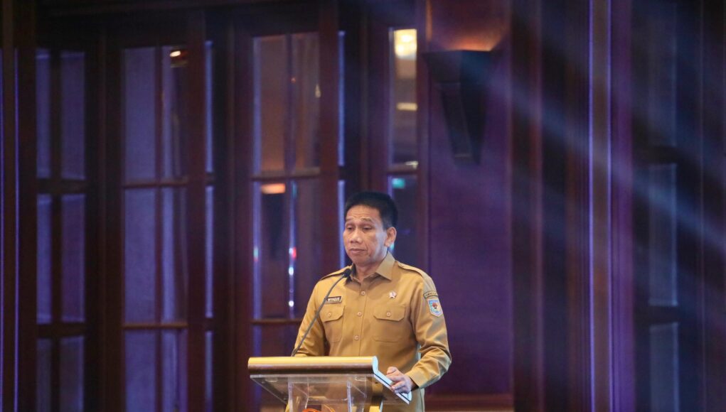 Wamendagri Minta Pemda Perkuat Tata Kelola Sawit melalui Enam Langkah Strategis Wamendagri Minta Pemda Perkuat Tata Kelola Sawit melalui Enam Langkah Strategis