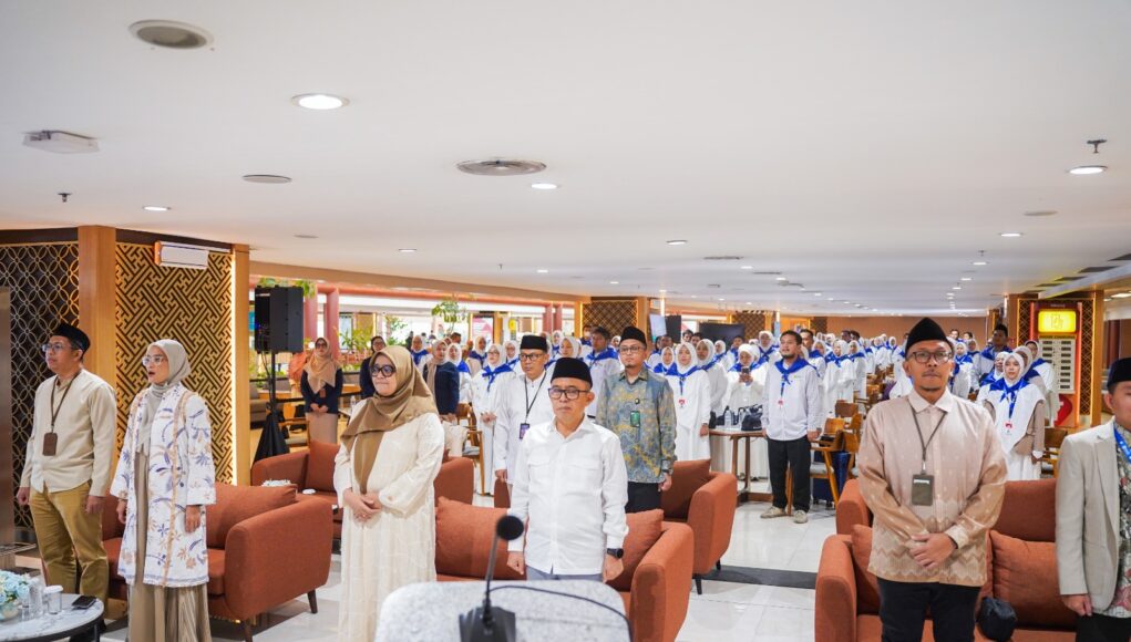 ParagonCorp Berangkatkan 135 Karyawan Umrah, Menteri Haji dan Umrah Apresiasi Komitmen Perusahaan